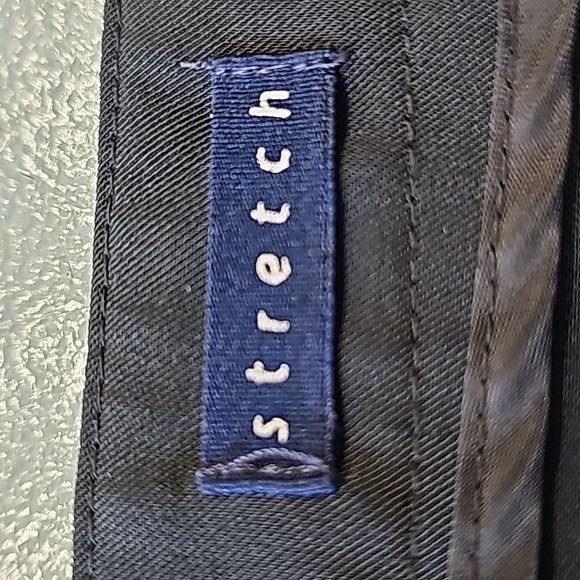 Venezia‎ jeans stretch black skirt. Size 22. Full-length exposed zipper. Fun.. - Picture 4 of 9